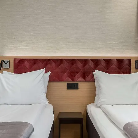 Отель Harbour Hotel, Worldhotels Crafted