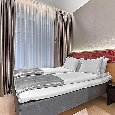 Hotel Harbour Hotel, Worldhotels Crafted 4*