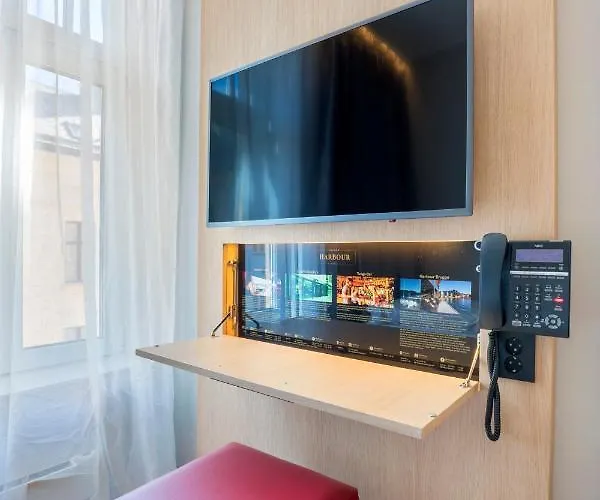 Harbour Hotel, Worldhotels Crafted 4* برغن